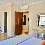 Great Location Private Entrance Апартаменты Монтероссо-аль-Маре