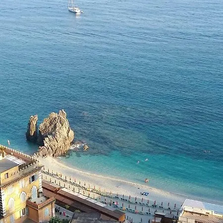 Great Location Private Entrance Monterosso al Mare
